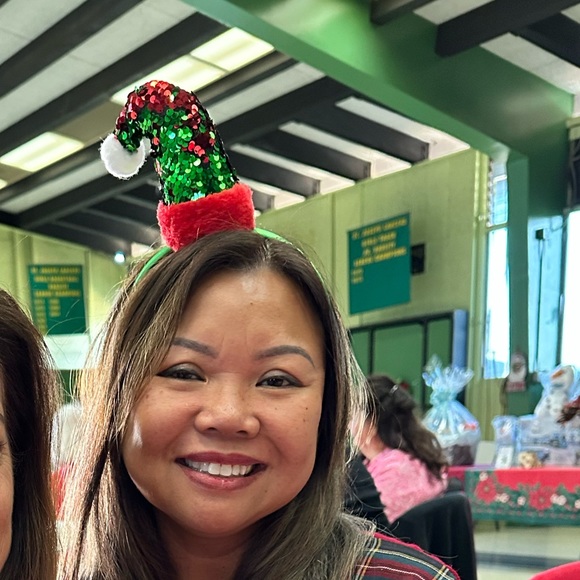 Christmas mini Santa/elf hat headband - Picture 3 of 3